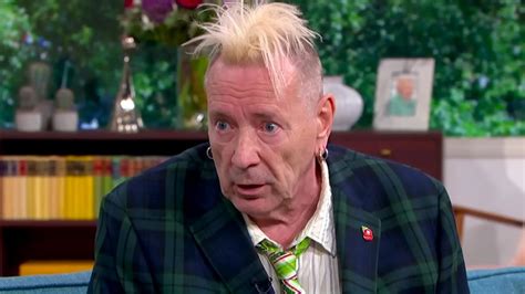 John Lydon mítico líder de los Sex Pistols competirá por representar