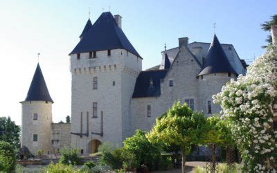 Le Ch Teau Du Rivau Et Ses Jardins De Conte De F Es La Terre Est Un