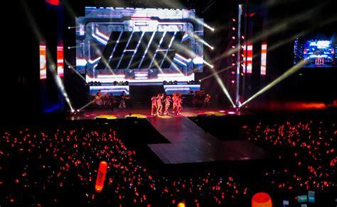 iKON Makes Blazing Return to the Philippine Concert Stage - Philippine ...