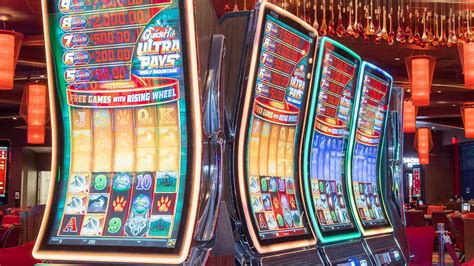 Exploring The Differences Between Classic And Video Slots TecnoQuo