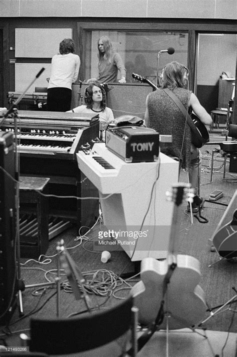 English Progressive Rock Band Yes Recording Their Fragile Lp At