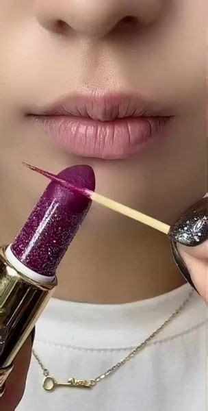 Lipstick Tutorial 😍 Viral Reelsfbシ Lipstick Viralvideo Lush Glow