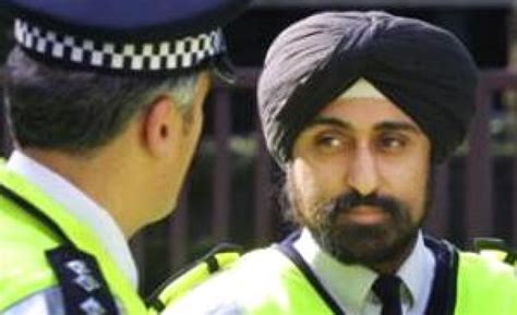 Sikh police seek bulletproof turbans | SikhNet