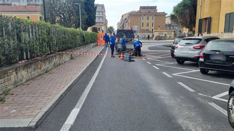 Imperia Cede L Asfalto Sulla Bretella Di Via Garessio Lavori In Corso