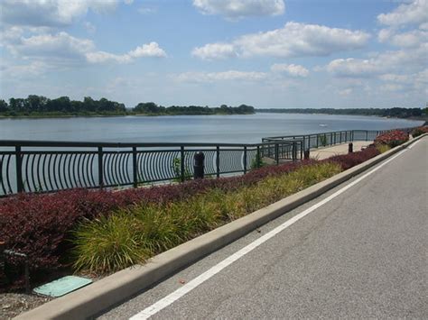 The Ohio River View From Newburgh Indiana Lori Sr Flickr