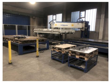 Machine de découpe laser TRUMPF TruLaser 5040 Liftmaster Machines d