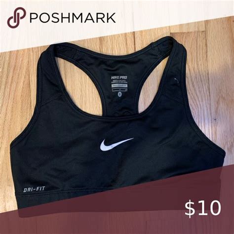 Nike Pro Sports Bra Lightly Worn Slight Wear On The Swoosh Nike Intimates And Sleepwear Bras Nike