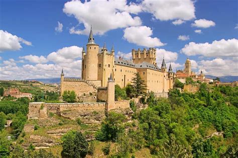 Segovia katedral i Segovia Bestil billetter til dit besøg GetYourGuide