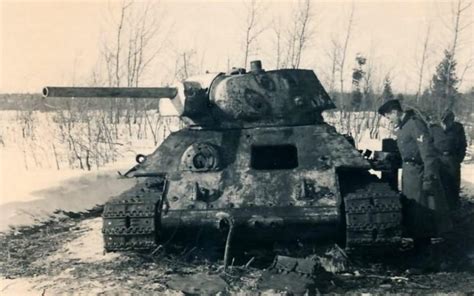 Soviet T-34 Tank -13 Facts and 25 Photos