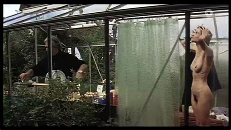 Naked Alessandra Martines in Hasards ou coïncidences