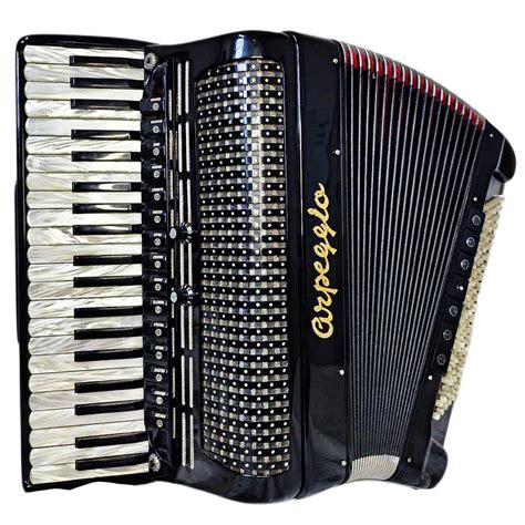 A Beginner’s Guide to the Piano Accordion – Button Accordions