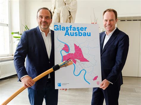 Glasfaser für Düsseldorf Telekom weitet Ausbau deutlich aus