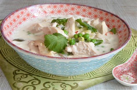 Tom Kha kai à ma façon une recette au poulet et lait de coco