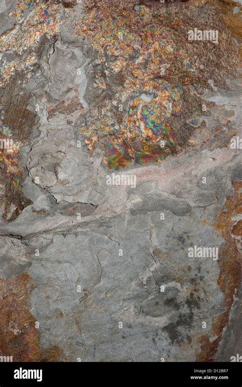 Natural shale rock texture background Stock Photo - Alamy