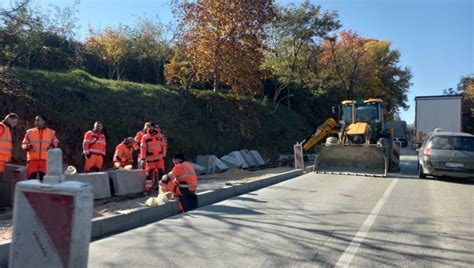 VEĆA BEZBEDNOST PEŠAKA Počeli radovi na izgradnji trotoara na delu