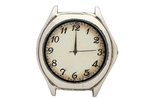 Reloj Cromado Con Esfera Blanca Y N Meros Ar Bigos Foto Premium