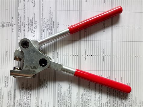 seal container kem bam hat chi niem phong