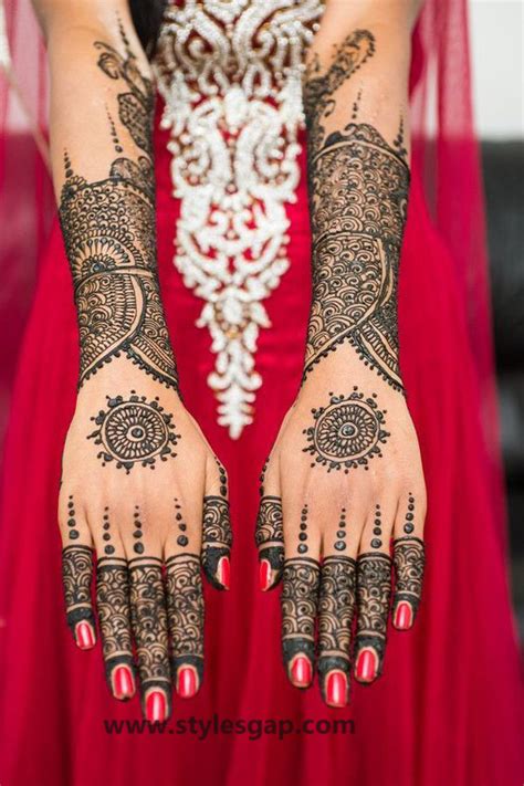 Latest & Fancy Pakistani Mehndi Designs & Trends 2018-2019 Collection