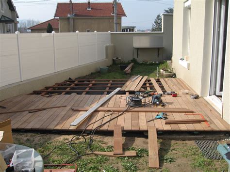 Fiche Réalisation Le guide des TERRASSES EN BOIS pour construire soi même