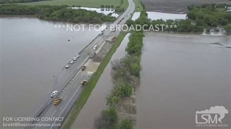 05 08 2019 Wellington Kansas Flooding Hwy 35 Closed Youtube