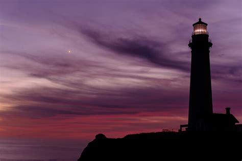 Premium Photo | Pigeon point lighthouse at sunset built in 1871