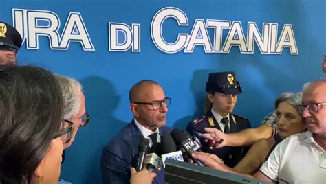 Catania Il Nuovo Questore Bellassai Si Presenta Alla Stampa