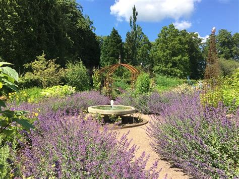 Garden Of Life Egeskov Castle Denmark Emalone17 Flickr