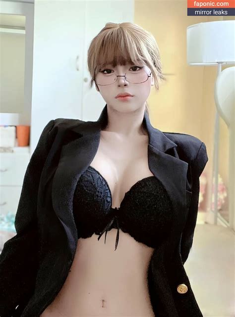 Akari Cos Aka Akariii Nude Leaks OnlyFans Photo 34 Faponic