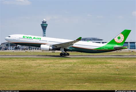 B 16338 Eva Air Airbus A330 302 Photo By Jay Lee Id 1005551