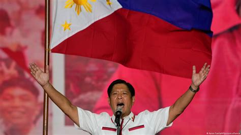 Who is Ferdinand Marcos Jr., Philippines' new president? – DW – 06/30/2022