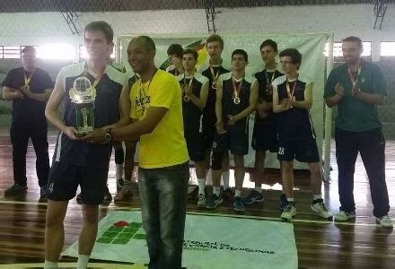 V Lei Masculino Vence Os Jergs E Conquista T Tulo In Dito