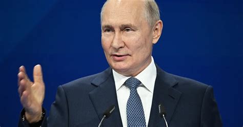 A 30 Años Del Frustrado Levantamiento Parlamentario En Rusia Vladimir Putin Afianza Su Poder