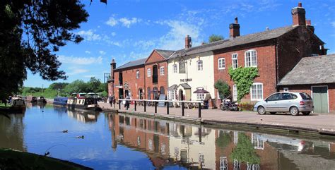 Two Wheels and a Camera: Rugeley to Fradley (Canal Ride)