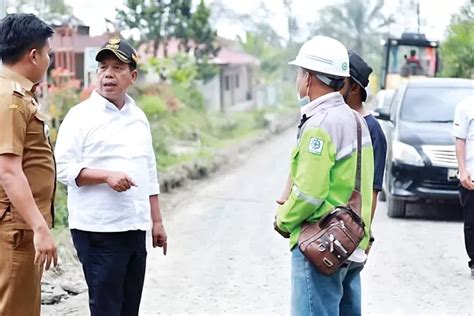 Jalan Menuju Objek Wisata Tiga Ras Diperbaiki Metro Daily