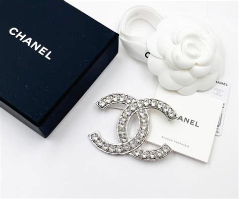 Chanel Brand New Classic Silver Cc Crystal Xl Brooch Lar Vintage