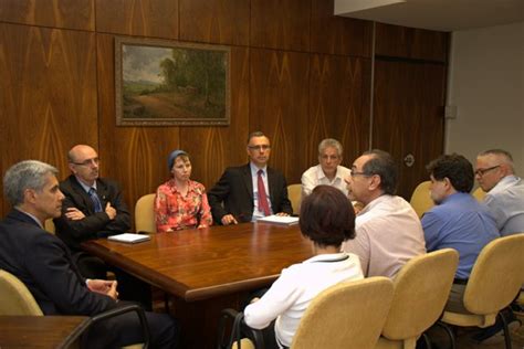 Reitor Recebe Representantes Da Atens Nacional UFRGS Universidade