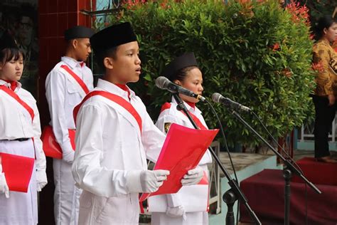 Upacara Selamat Hari Ulang Tahun Republik Indonesia Ke 78