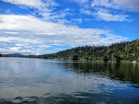 Bicara Mentari Empangan Temenggor Tasik Banding