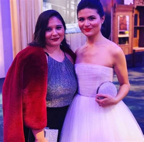 Pin By Amelona On Phillipa Soo Appreciation Board Backless Dress