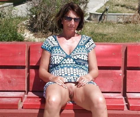 Mature Amateur No Panties 2 35 Pics XHamster