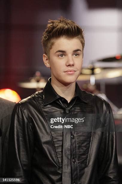 Justin Bieber 2010 Photos And Premium High Res Pictures Getty Images