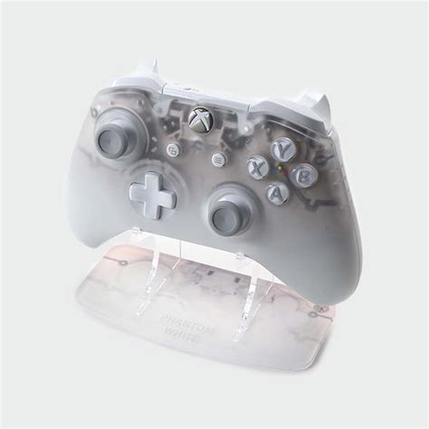 White Xbox One Controller