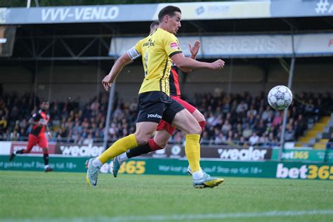 Vvv Venlo Speelt In Bomvolle Koel Gelijk Tegen Almere City Vvv Venlo