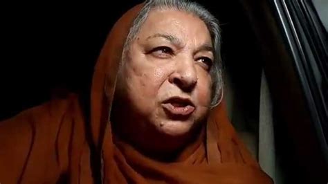 Dr Yasmin Rashid Evades Arrest Attempt Pakistan Dunya News