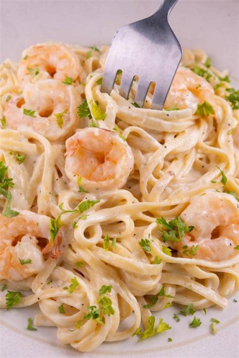 Easy Fettucine Alfredo Shrimp Pasta Best Homemade Creamy Shrimp