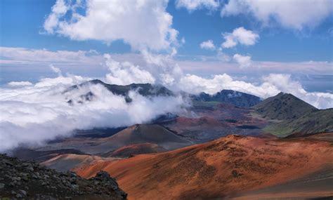 Drive Up a Volcano in Maui, Hawaii (Video)