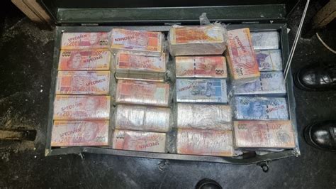 Pics Range Rover Driver Arrested In Pretoria For Possession Of R35