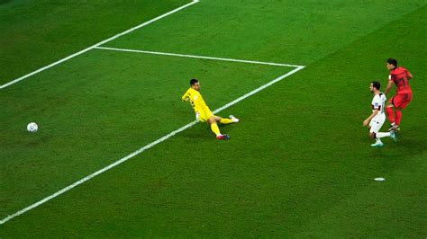 South Korea Advances At World Cup After Stoppage Time Winner