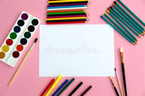 Di Oggetti Colorati Multi Per Il Disegno E La Creativit Per I Bambini