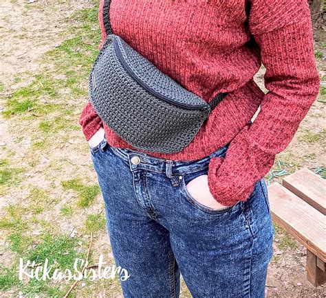 Ravelry: Unisex fanny pack pattern by Cat Summer